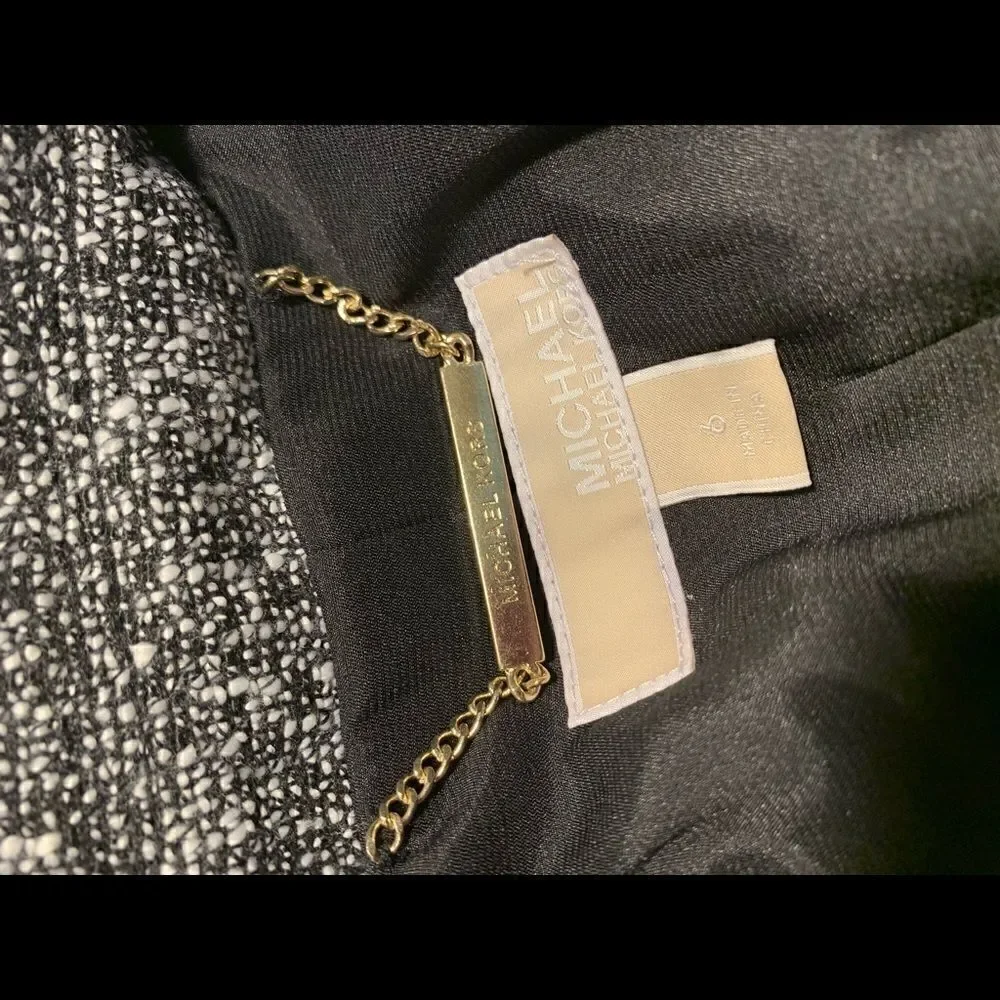 🎉HP 🎉NWOT Michael Kors Fringed Tweed Jacket